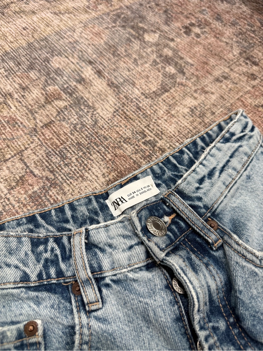 Zara Distressed Light Blue Denim Jeans SZ 2